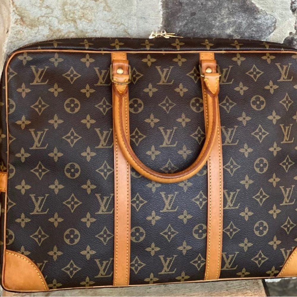 Authentic Louis Vuitton, porte voyage, business bag Monogram VI0931 M53361